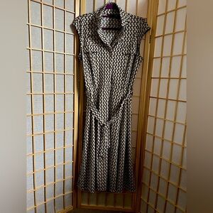 New York & Company Black and Tan Midi Dress with Notched Collar